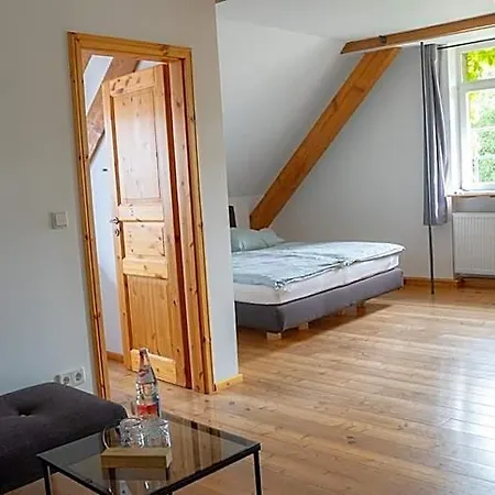 Rhodter Adler Otel *